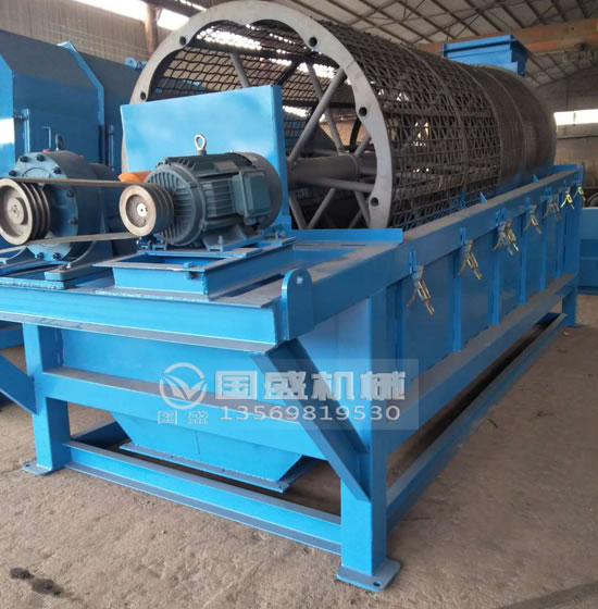 新鄉(xiāng)礦用重型滾筒篩 新鄉(xiāng)礦用重型滾筒篩